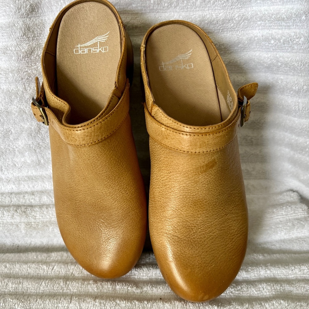 Dansko size 40